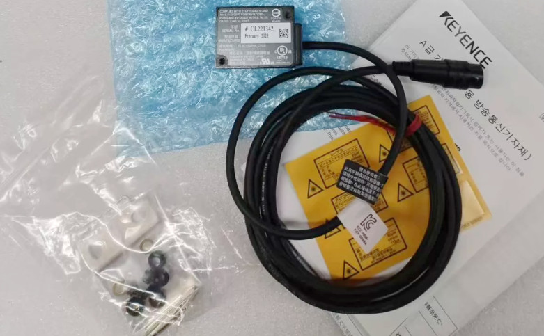 New In Box Keyence BL-1300 laser sensor