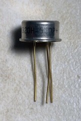 National LM320H-5.0 5V Voltage Regulator – NOS