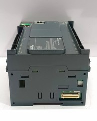 Schneider Electr TM221CE40U Logic controller, Modicon M221, 40io tr.npn ethernet