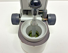 Leica Leitz Manual Mechanical Micromanipulator XYZ #2 Free Ship