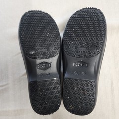 Crocs On The Clock Slip Resistant Work Clogs Black Size 8 Women’s