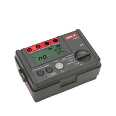 Megohmmeter Megger Digital Insulation Resistance Tester UNI-T UT502A 1000-2500V