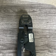 SharkBite Plumbing PEX Clamp Tool 3/8″ to 1″ 865895, USA