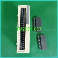 New Schneide DC24V TM2DDI16DT Modicon M221 series Digital input expansion module
