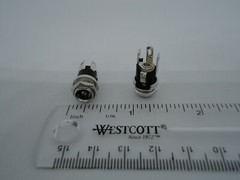 2Pcs Pack Lot 9mm Round DC Jack Power Supply Power Socket Female 5.5×2.5mm 3 Pin
