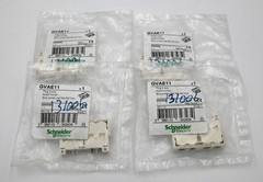 SCHNEIDER ELECTRIC GVAE11 PLUG IN AUXILIARY/AUX CONTACT BLOCK 034343 LOT OF 4PCS