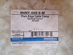 1000 Thomas&Betts N4NY-008-9-M Plain edge cable clamp White nylon .500 diameter