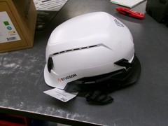 STUDSON SHK-1 Vented Class C Type II Safety Helmet – White – L/XL (SHK1-CWLX)