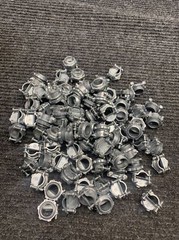 New Lot of 90 Neer C-500 3/8″ Connector Fitting