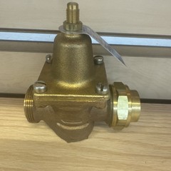 Watts Regulator N35B Pressure Regulator Valve Size ¾ Set: 50Psi Range: 25-75Psi