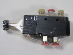 V5221-06-WX 1-Spool Pneumatic Control Valve 0.15-0.8 MPa Manifold Block Ports
