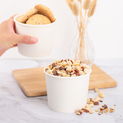 Karat Earth Eco-Friendly 10oz Paper Food Container (90.8mm), White – 1,000 ct