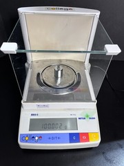 Mettler Toledo B303-S Balance 310 g x 0.001 g Monobloc Technology
