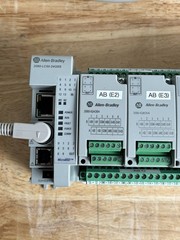 Allen-Bradley Micro850 PLC 2080-LC50-24QBB w/ IQ16 OB16 IQ4OB4 IQ4OV4 MOT-HSC