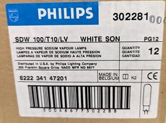 Philips 302281 High Pressure Sodium 100 Watt – 2,700K – T10 – 2 Pin [A7S2]