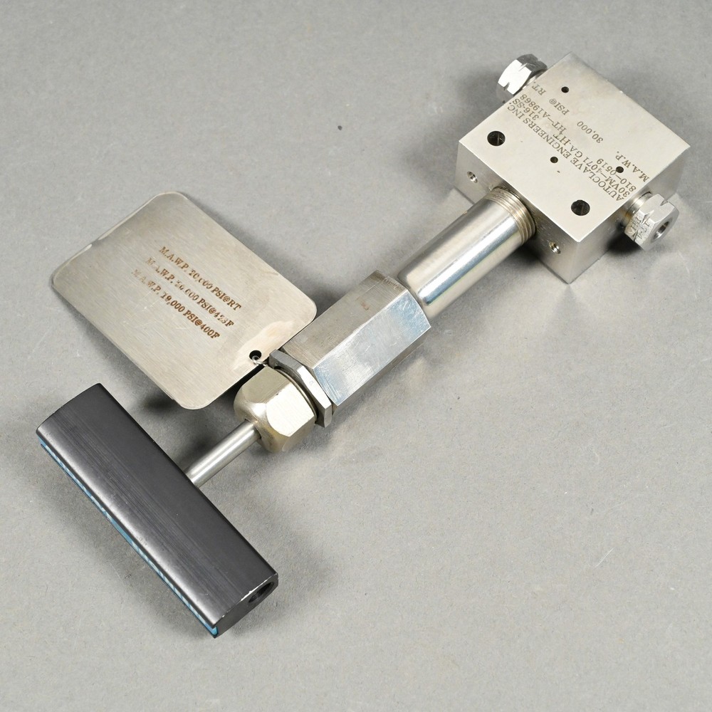 Parker Autoclave Engineers 30,000 PSI Stainless Steel Valve 30VM-4071 316-SS