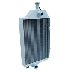 AT32527 Backhoe Radiator For John Deere 310 310A 310B 401D 401