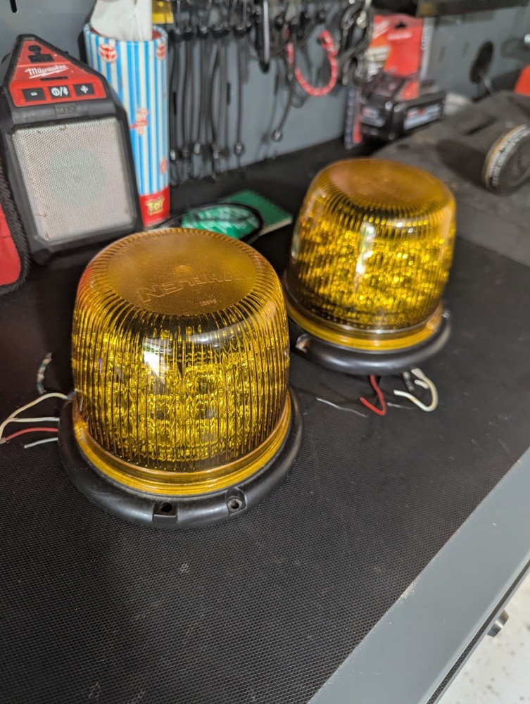whelen Amber Strobe