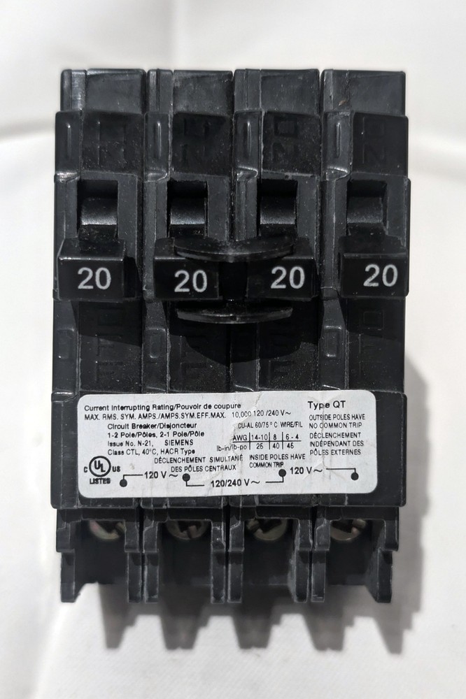 Siemens Q22020CT 2-Outer 20A 120/240V Plug-In Triplex Circuit Breaker – NEW