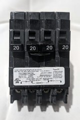 Siemens Q22020CT 2-Outer 20A 120/240V Plug-In Triplex Circuit Breaker – NEW