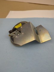 Carrier Furnace Pressure Switch Part# HK06WC076 Tridelta # FS6675-1320