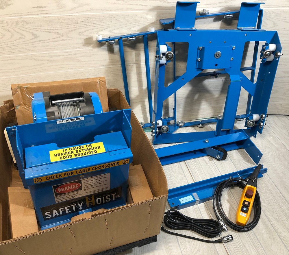 Safety Hoist EH500 500lb. – Ladder Not Included