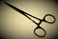 PREMIUM Kelly Hemostat Forceps 5.5″ STRAIGHT + CVD Black Fluoride Coated S.S