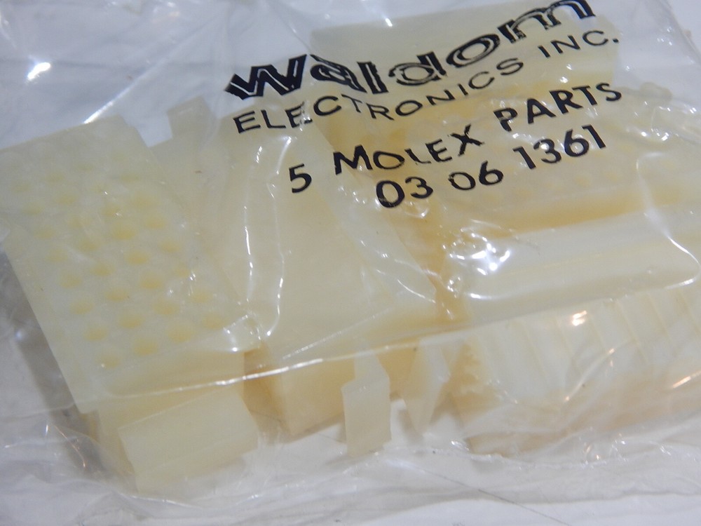 MOLEX 03-06-1361 36 CIRCUIT 0.062″ FEMALE HOUSING -LOT OF 5 CONNECTORS FAST SHIP