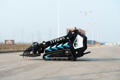 Hydraulic Wood Grapple Grabber Attachment For TYPHON STOMP X1300 Mini Skid Steer