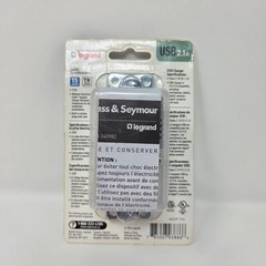 Legrand Pass Seymour 2 USB Charger + Outlet Wall Receptacle 2.1A White NEW