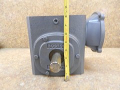 BOSTON GEAR 15:1 Ratio F72615B76 Speed Reducer 1150 In Lbs 140 TC