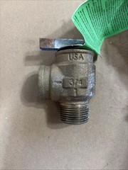Conbraco 10-407-05 3/4 Male X 3/4 Female 30 PSI Pressure Relief Valve 1040705