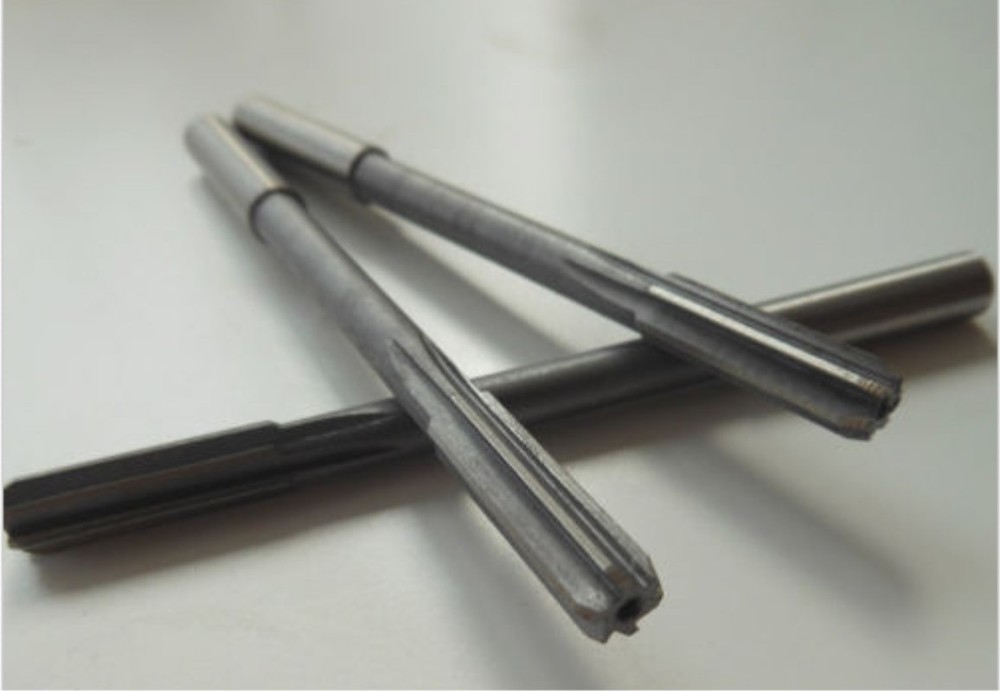 New 1pc 8.12mm Carbide Tip Straight Shank Reamer