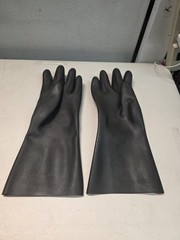 Mapa Professional Stanzoil Chem-Ply Neoprene 30 MIL Unlined N-440 Size 10 Gloves