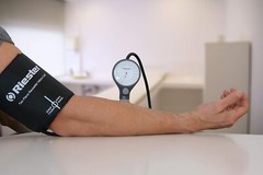 Riester Ri-San LF1512 Palm Blood Pressure Cuff Aneroid Sphygmomanometer Grey NEW