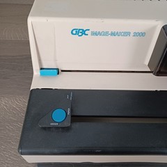 GBC Image Maker 2000 Comb Binding Machine