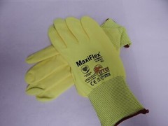 Maxiflex Ultimate 34-874FY size large (listing is for 3 pars)