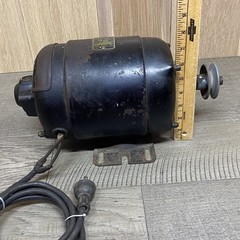 Vintage GE Electric Motor 1/3 HP 1725 RPM Type RSA Frame 1450 Bullet Style 110V