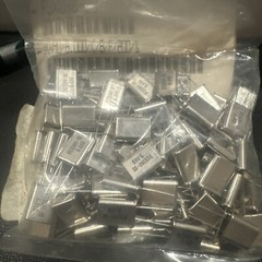 Fox Electronics FOX080-8.000MHZ Crystal 8.0MHz Series HC49/U Lot of 100