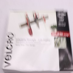 VELCRO(R) Indoor/Outdoor Heavy Duty Fastener White Holds Up To 10lbs 10ft x 1