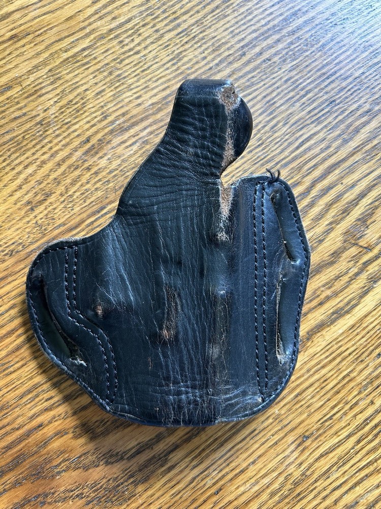 DeSantis Leather Holster for Glock 17/19/22/23