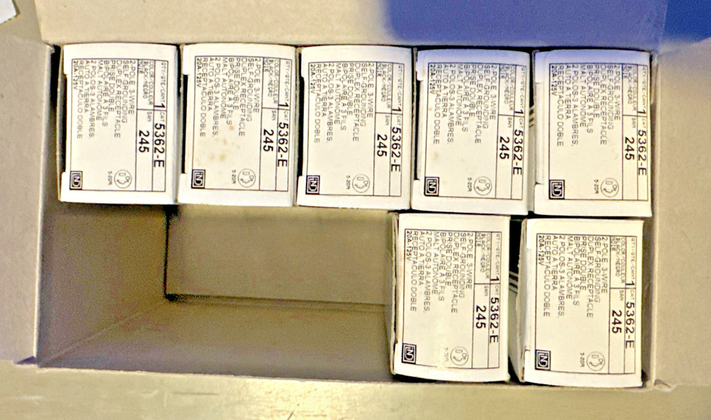 (7) Leviton 5362-E 20A 125V 2 Pole 3 Wire Duplex 5-20R, Black *FREE SHIPPING