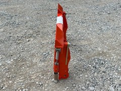 Kubota LA435 LA535 Tractor Loader To Skid Steer Quick Attach Adapter Conversion