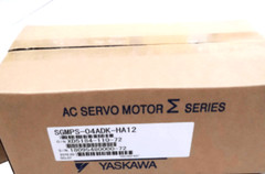 New In Box YASKAWA SGMPS-04ADK-HA12 AC Servo Motor