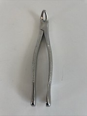 Hu-Friedy Immunity Presidential Lower Incisor Tooth Extractor Forceps 203
