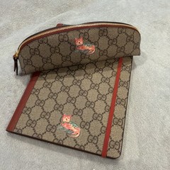 Gucci GG Supreme Monogram Notebook with Illustrated Cat & Pencil Case!