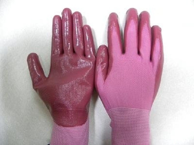 H.B. Smith 943 Medium-Large or Large-Extra Large Nitrile Coated Utility Glove