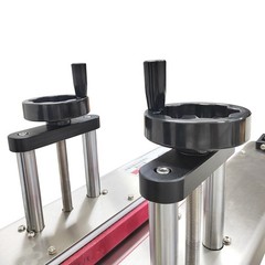 Bottomless Gap Transfer Conveyor Hugger Belt Bottle Conveying Device 220V 240W
