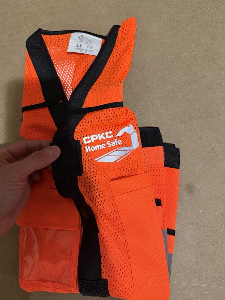 CPKC Employee issued PPE Hi-Visibility Orange Vest Size Large Reg. branded logo