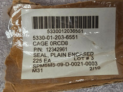 ‘1 PIECE’ – PN# 12342961 – HUMMER – SEAL, GEARED HUB – NSN: 5330-01-203-6551